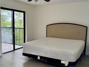 605 Ives Dairy Rd 3067, Miami FL 33179