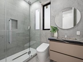 270 N Shore Dr, Miami Beach FL 33141