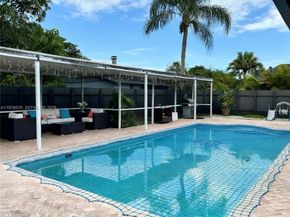 11104 SW 139th Ct, Miami FL 33186