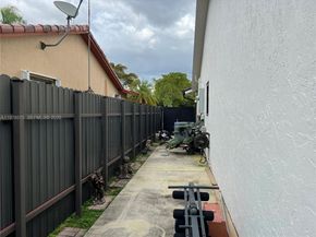 11104 SW 139th Ct, Miami FL 33186