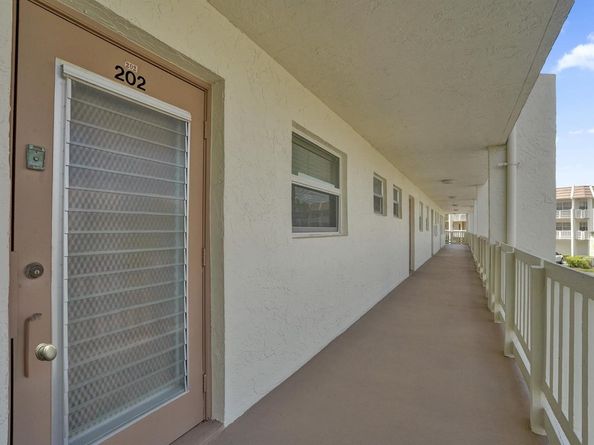 6850 Royal Palm Boulevard 202G, Margate FL 33063