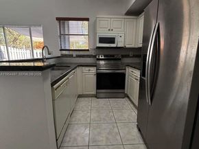 5200 NW 109th Ave 5, Doral FL 33178