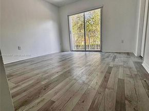 5200 NW 109th Ave 5, Doral FL 33178