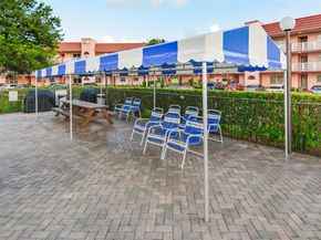 9601 Sunrise Lakes Blvd 106, Sunrise FL 33322