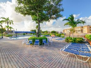 9601 Sunrise Lakes Blvd 106, Sunrise FL 33322