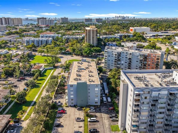 12500 NE 15th Ave 105, North Miami FL 33161