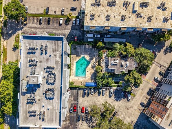 12500 NE 15th Ave 105, North Miami FL 33161