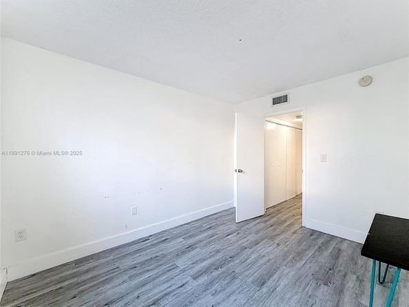 12500 NE 15th Ave 105, North Miami FL 33161