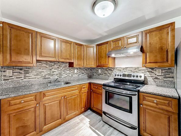 12500 NE 15th Ave 105, North Miami FL 33161