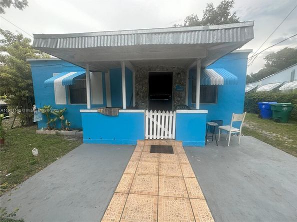 Undisclosed Address #A11901146, Miami FL 33127