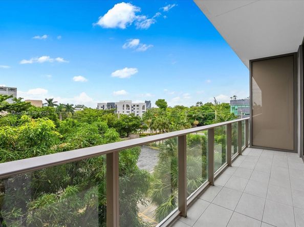 2678 Tigertail Ave 315, Miami FL 33133