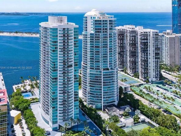 2101 Brickell Ave 2009, Miami FL 33129