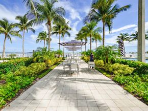 2101 Brickell Ave 2009, Miami FL 33129