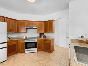 17080 SW 92nd Ct, Palmetto Bay FL 33157