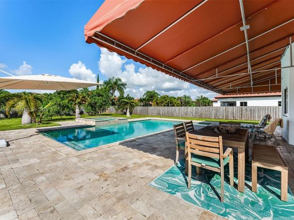 17080 SW 92nd Ct, Palmetto Bay FL 33157