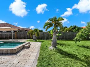 17080 SW 92nd Ct, Palmetto Bay FL 33157