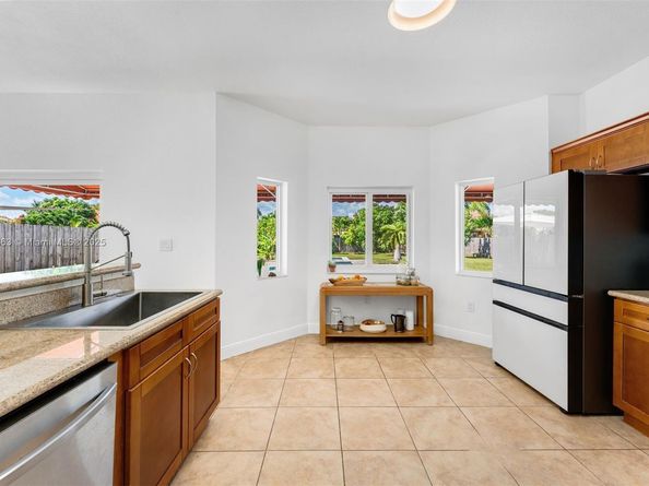 17080 SW 92nd Ct, Palmetto Bay FL 33157