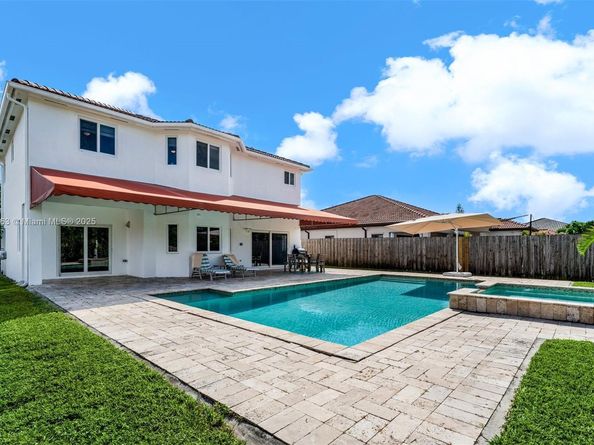 17080 SW 92nd Ct, Palmetto Bay FL 33157