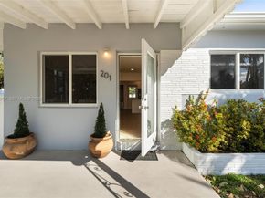 201 NE 169th St, North Miami Beach FL 33162