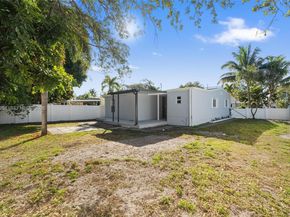 201 NE 169th St, North Miami Beach FL 33162
