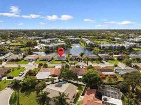 9306 NW 80th St, Tamarac FL 33321