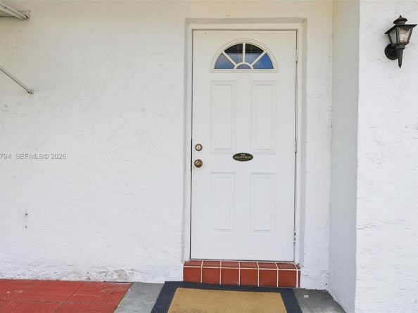 9306 NW 80th St, Tamarac FL 33321