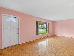 9306 NW 80th St, Tamarac FL 33321