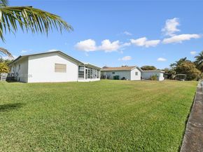 9306 NW 80th St, Tamarac FL 33321
