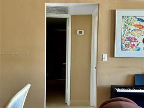 5005 Collins Ave 304, Miami Beach FL 33140