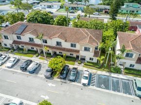 2820 NW 180th St, Miami Gardens FL 33056