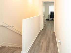 2820 NW 180th St, Miami Gardens FL 33056