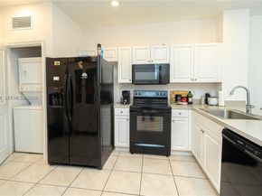 2820 NW 180th St, Miami Gardens FL 33056