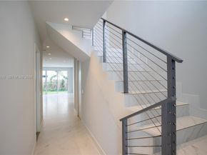 3374 Day Ave B, Miami FL 33133