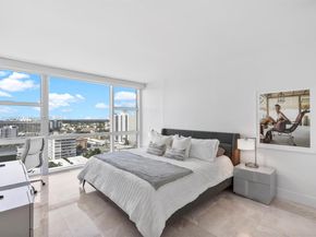 6801 Collins Ave 1402 Door 1412 L, Miami Beach FL 33141