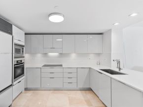 6801 Collins Ave 1402 Door 1412 L, Miami Beach FL 33141