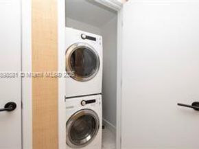 6801 Collins Ave 1402 Door 1412 L, Miami Beach FL 33141