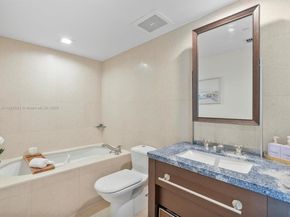 6801 Collins Ave 1402 Door 1412 L, Miami Beach FL 33141