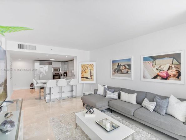 6801 Collins Ave 1402 Door 1412 L, Miami Beach FL 33141