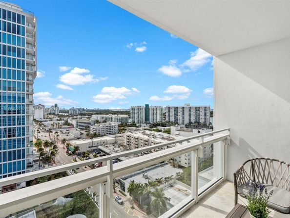 6801 Collins Ave 1402 Door 1412 L, Miami Beach FL 33141