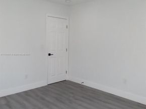 95 SW 17th Ter, Homestead FL 33030