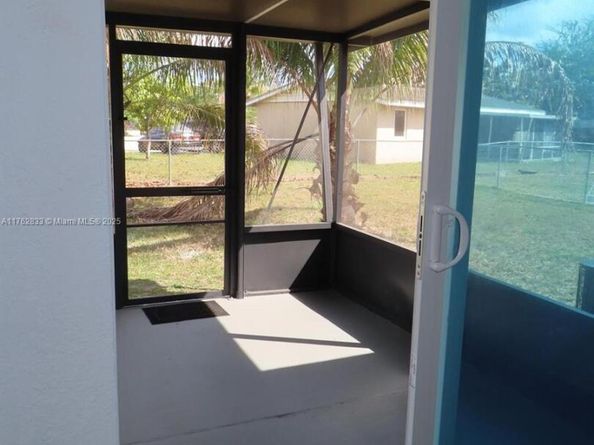 95 SW 17th Ter, Homestead FL 33030