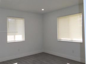 95 SW 17th Ter, Homestead FL 33030
