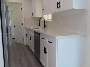 95 SW 17th Ter, Homestead FL 33030