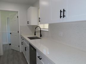 95 SW 17th Ter, Homestead FL 33030