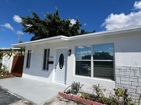 6761 Sheridan St, Hollywood FL 33024