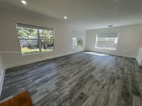 6761 Sheridan St, Hollywood FL 33024