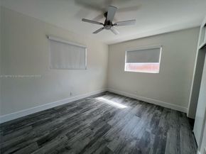 6761 Sheridan St, Hollywood FL 33024