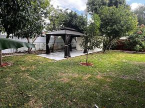 6761 Sheridan St, Hollywood FL 33024