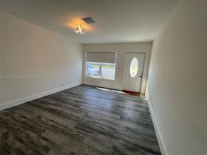 6761 Sheridan St, Hollywood FL 33024