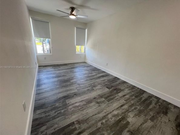 6761 Sheridan St, Hollywood FL 33024